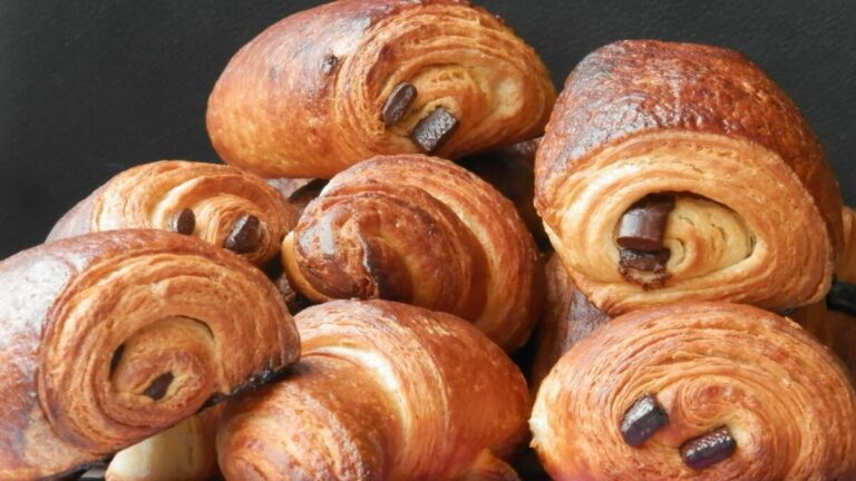 Calories du pain au chocolat industriel : le verdict
